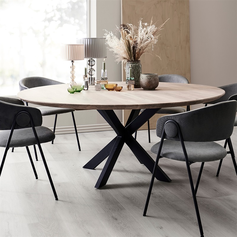 Chicago table, D180cm, incl. oil treatment - FSC 100%