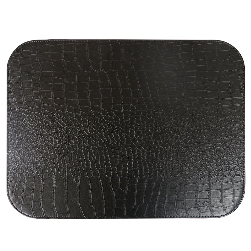 Placemat // black snakeskin pattern